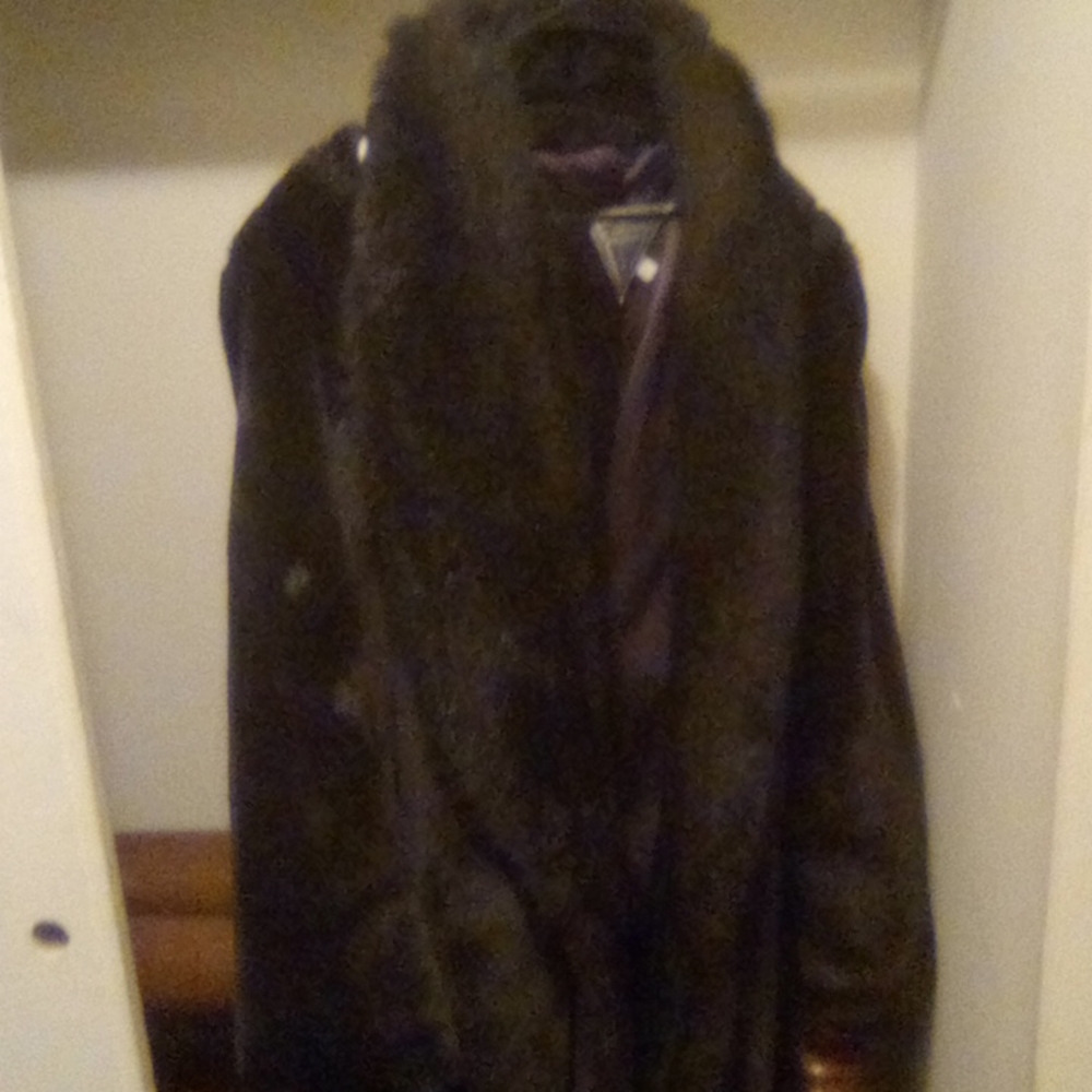 Marvin Richards female lg fur jacket
